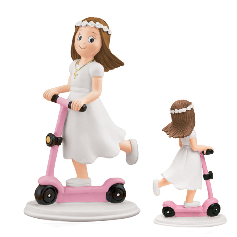 Comunion niña en patineta 14 cm. ref. co0105