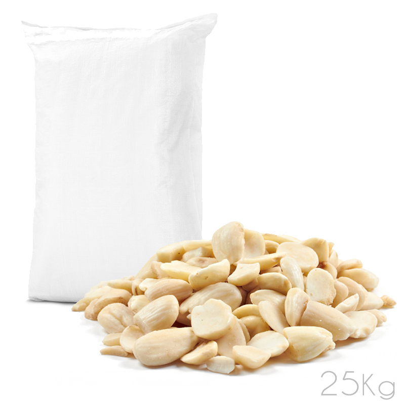 Almendra comuna trozos repelada creax (saco 25 kg.)